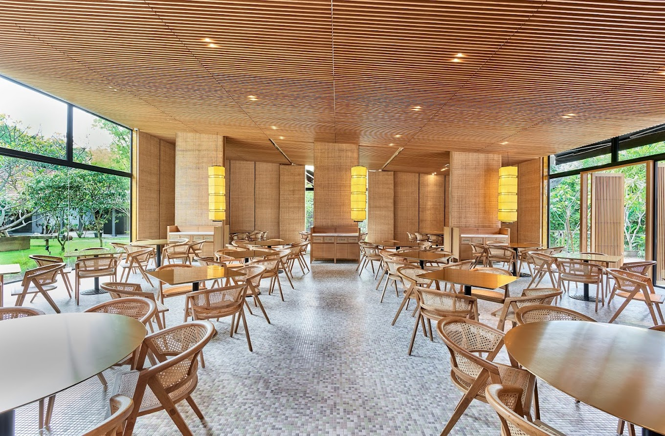 MIN JIANGE RESTAURANT